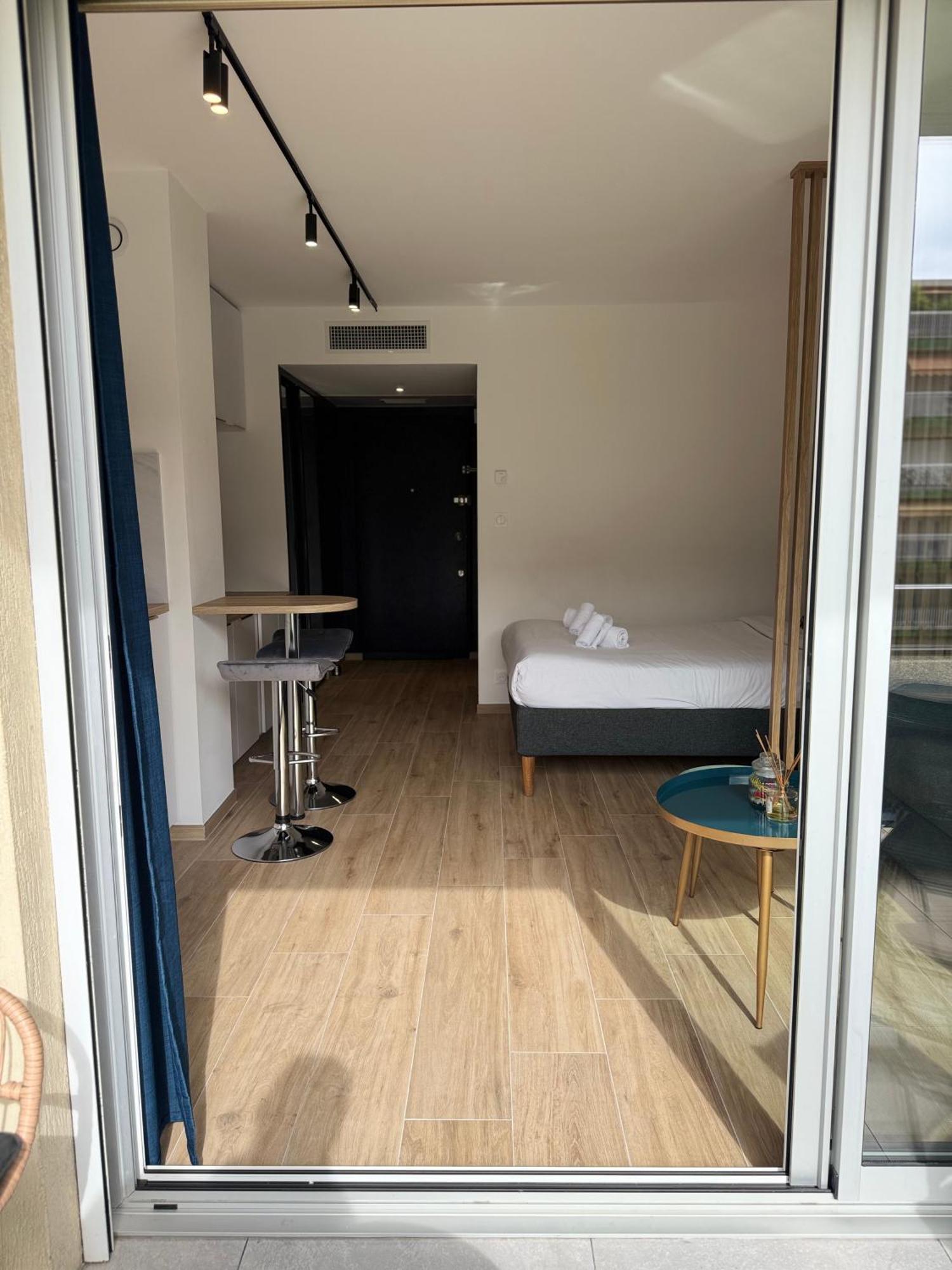 Cosy Appartement, Centre-Ville Cannes, Terrasse, Clim Εξωτερικό φωτογραφία