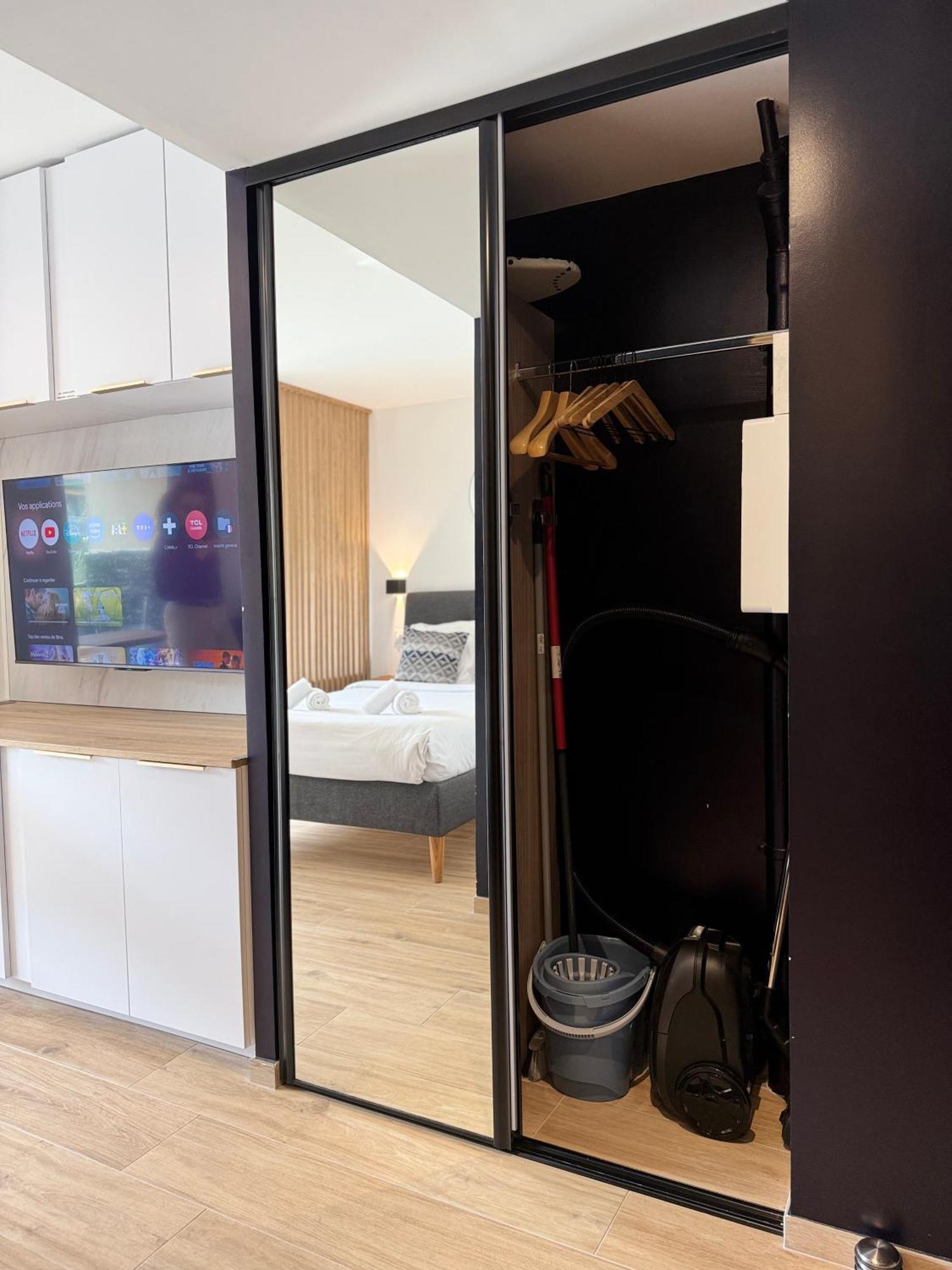 Cosy Appartement, Centre-Ville Cannes, Terrasse, Clim Εξωτερικό φωτογραφία