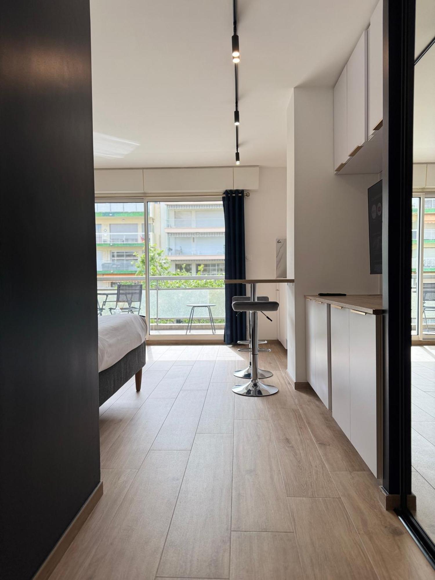 Cosy Appartement, Centre-Ville Cannes, Terrasse, Clim Εξωτερικό φωτογραφία